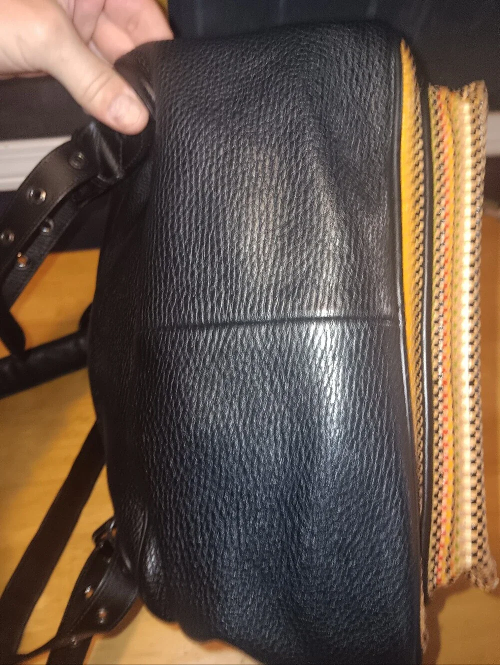 Christian Louboutin very minor